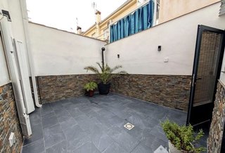 Casa adosada en venta en Linares