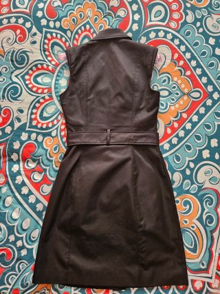Vestido negro Morgan con cinturón y cremallera