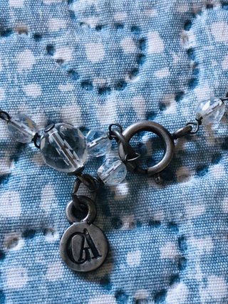 Collar CA blanco perlas