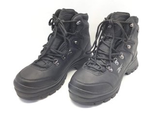 Botas de montaña Reebok negras
