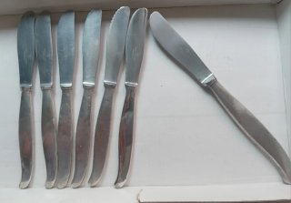 Cuchillos de alpaca antiguos + 2 cucharas