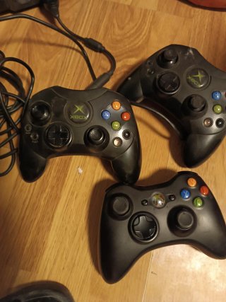 Consola Xbox Microsoft Negra y Verde