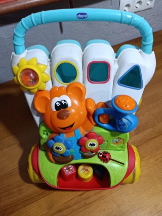 Andador musical para bebé Chicco