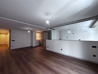 Piso en venta en Plaza España - Villa Pilar - Reyes Católicos - Vadillos en Burgos