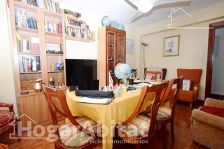 Piso en venta en Zona Avenida al Vedat en Torrent