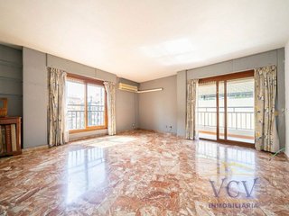 Piso en venta en Ensanche - Diputación en Alicante