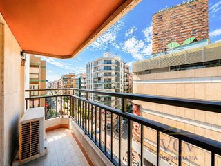 Piso en venta en Ensanche - Diputación en Alicante