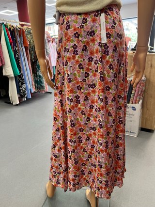 Falda larga estampada floral