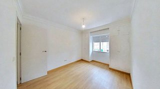 Piso en venta en Pueblo Nuevo en Madrid