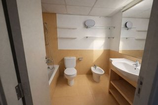 Piso en venta en Ciutat Jardí en Valencia