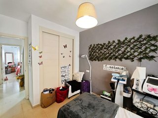Piso en venta en La Granja-La Colina-Los Pastores en Algeciras
