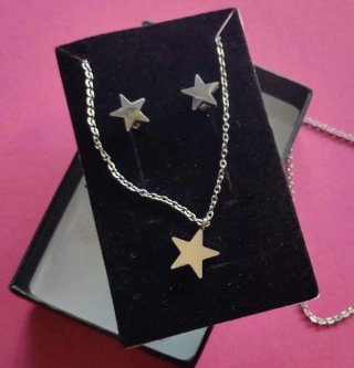 Conjunto acero estrellas collar y pendientes