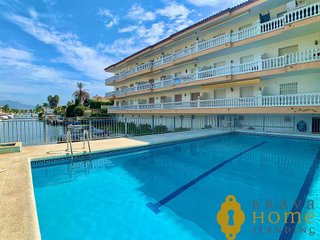Piso en venta en Empuriabrava en Castelló d´Empúries