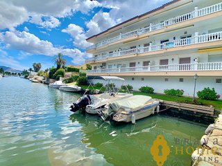 Piso en venta en Empuriabrava en Castelló d´Empúries