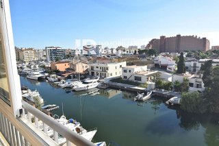 Piso en venta en Santa Margarida en Roses
