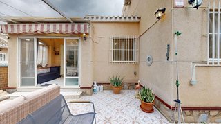 Chalet en venta en San Miguel de Salinas