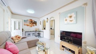 Chalet en venta en San Miguel de Salinas