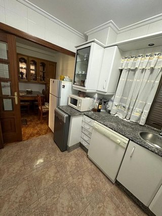 Casa adosada en venta en Cacabelos