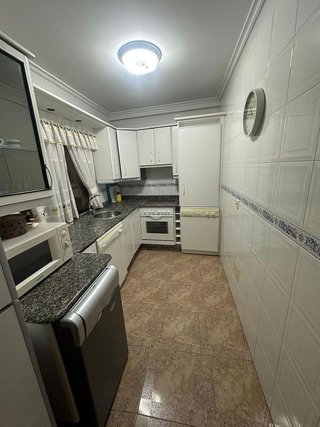 Casa adosada en venta en Cacabelos