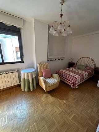 Casa adosada en venta en Cacabelos