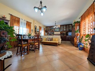 Chalet en venta en Sanlúcar la Mayor