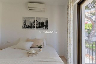 Casa adosada en venta en Torrequebrada en Benalmádena