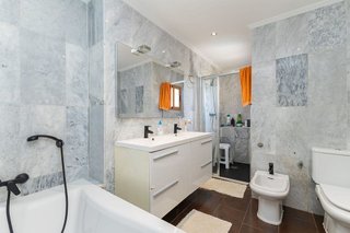 Chalet en venta en El Paraiso-Los Almendros en Eliana (l´)