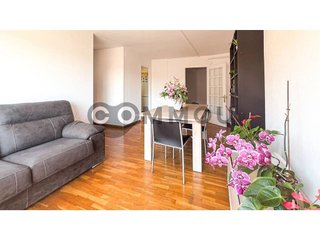 Dúplex en venta en Santa Clara-Caputxins-Hospital en Vic