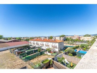 Casa adosada en venta en Riudoms