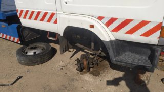 Nissan Cabstar 1999