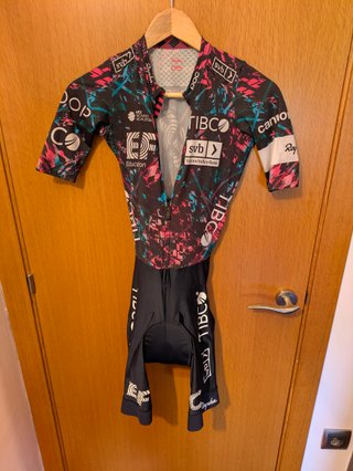 Mono RAPHA EF PRO TEAM AEROSUIT II talla XS