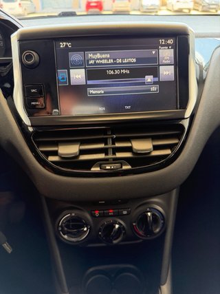 Peugeot 208 2015 DIESEL ETIQUETA C