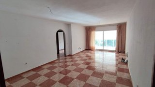 Piso en venta en Los Boliches en Fuengirola