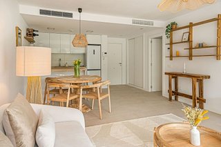 Piso en venta en Calaburra - Chaparral en Mijas