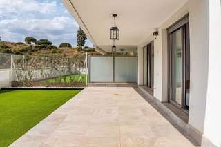 Piso en venta en Calaburra - Chaparral en Mijas