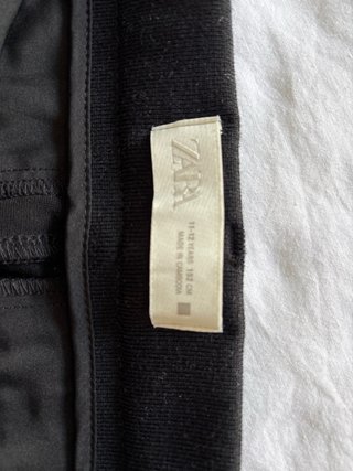 Pantalón corto vestir chico negro