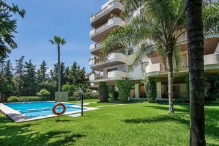 Piso en alquiler en Nueva Andalucía centro en Marbella