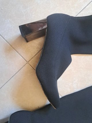 Botas altas negras tacón plateado