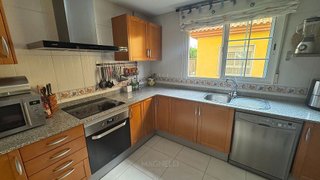 Casa adosada en venta en Club de Campo en Elda