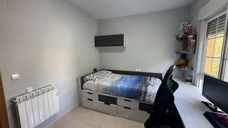 Casa adosada en venta en Club de Campo en Elda