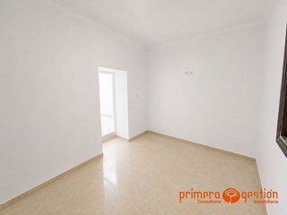 Casa en venta en Fuentes de Andalucía