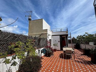Ático en venta en El Raval en Barcelona