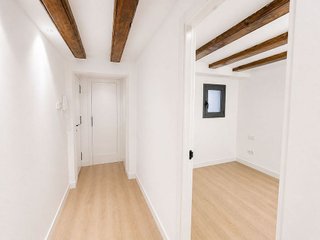 Piso en venta en El Raval en Barcelona