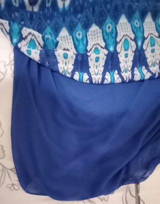 Falda larga Zara azul estilo boho con lentejuelas