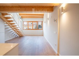 Dúplex en venta en Santa Clara-Caputxins-Hospital en Vic