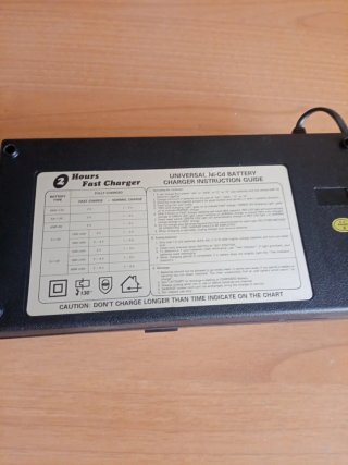 Cargador Rápido Universal Ni-Cd
