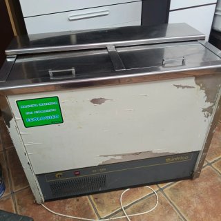 Botellero industrial
