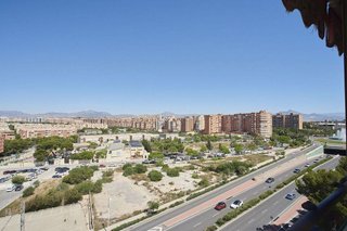 Piso en venta en Vistahermosa en Alicante