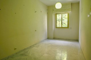 Piso en venta en La Buhaira en Sevilla