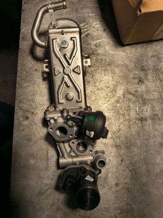 Válvula EGR+enfriador SEAT AUDI VOLKSWAGEN 03L1315